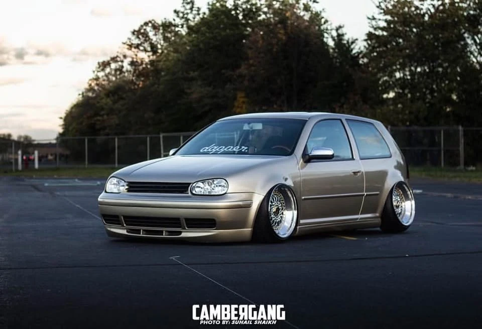 2001 Volkswagen GTI Mk4 - Image 2 of 17