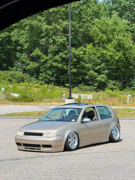 2001 Volkswagen GTI Mk4 - Image 16 of 17