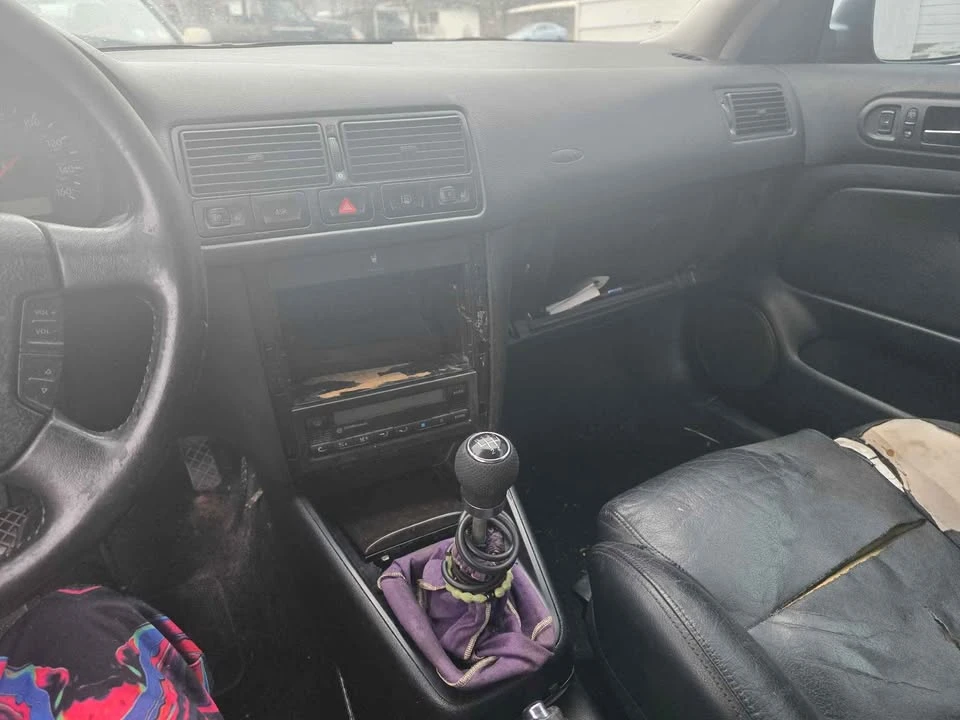 2001 Volkswagen GTI Mk4 - Image 2 of 10