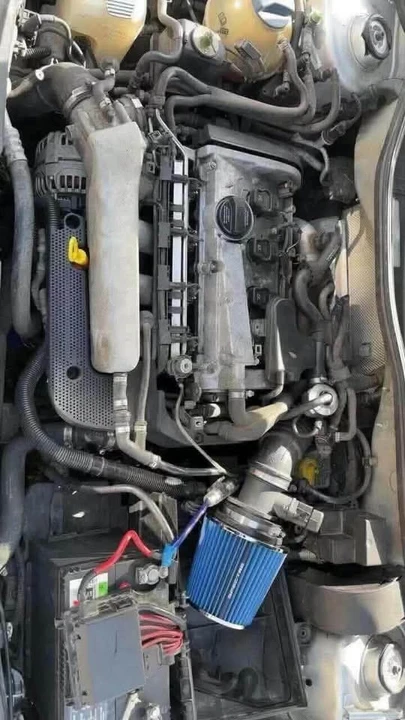 2001 Volkswagen GTI Mk4 - Image 3 of 4