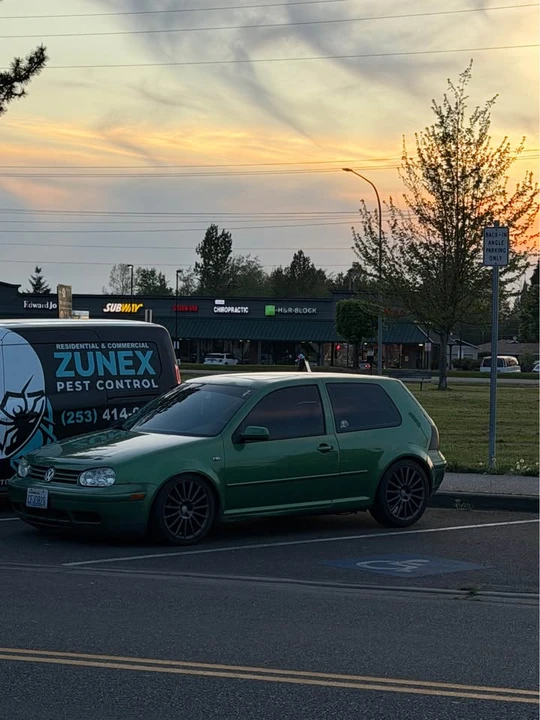 2001 Volkswagen GTI Mk4 - Image 3 of 4