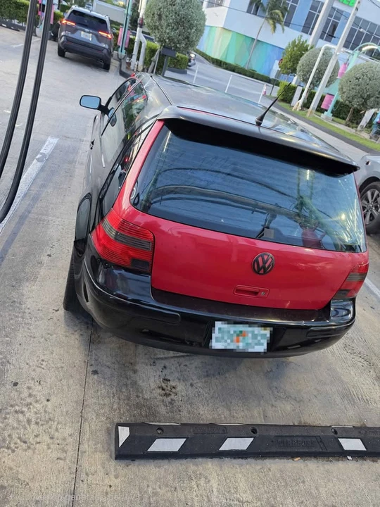 2001 Volkswagen GTI Mk4 - Image 11 of 16