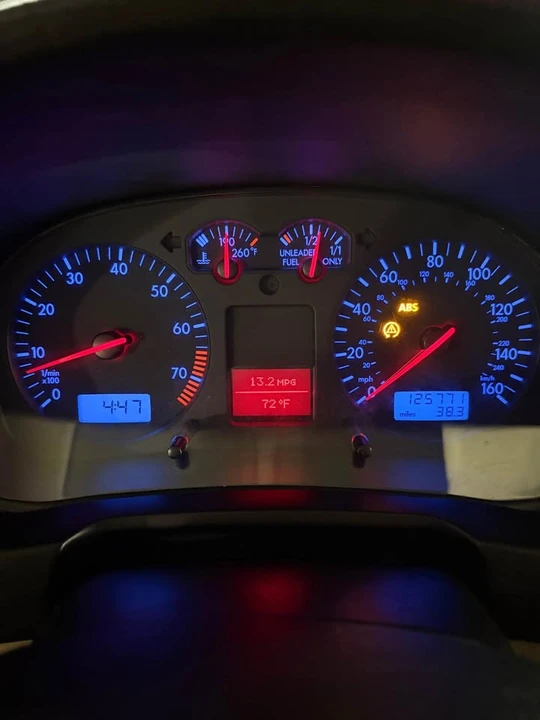 2001 Volkswagen GTI Mk4 - Image 10 of 14