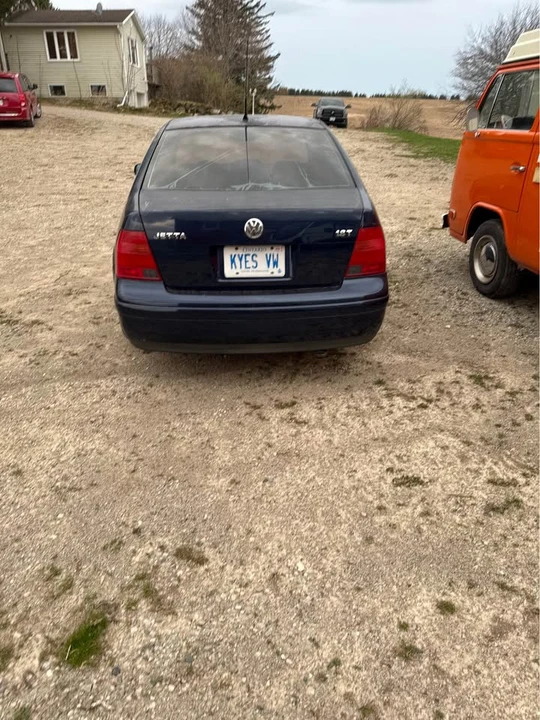 2001 Volkswagen Jetta - Image 2 of 3