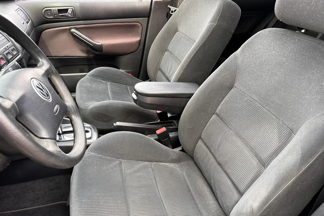 2001 Volkswagen A4 Jetta - Image 22 of 31