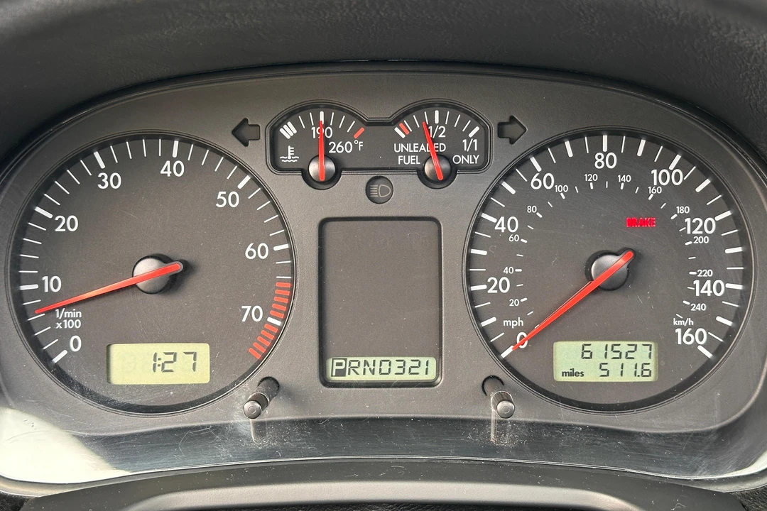2001 Volkswagen A4 Jetta - Image 24 of 31