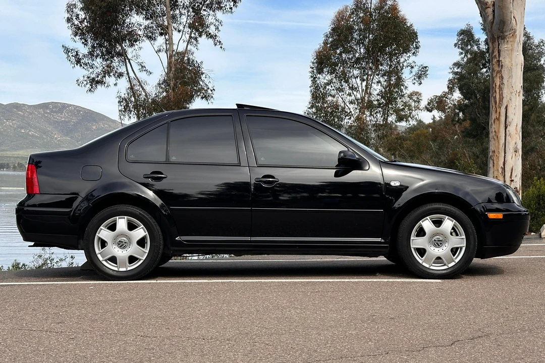 2001 Volkswagen A4 Jetta - Image 3 of 31