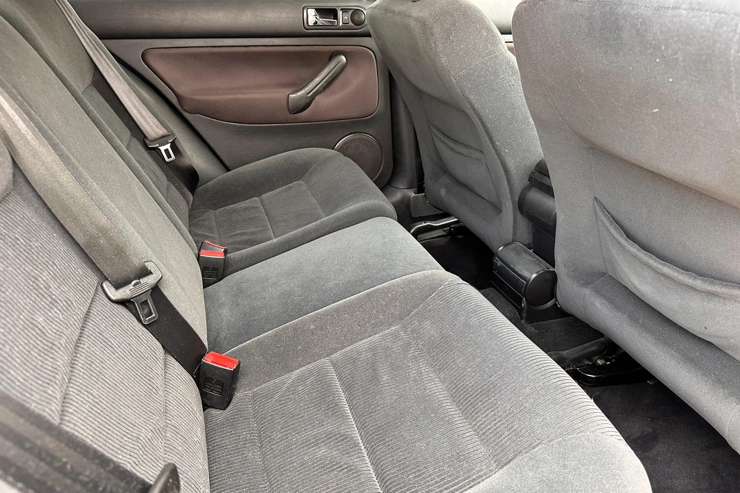 2001 Volkswagen A4 Jetta - Image 23 of 31