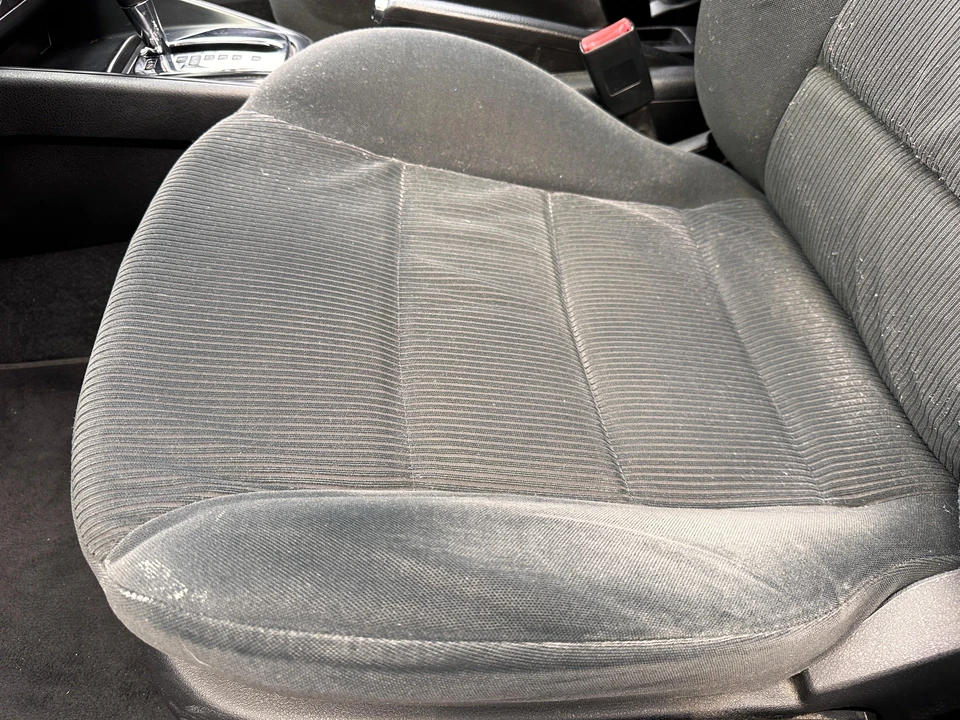2001 Volkswagen A4 Jetta - Image 25 of 31