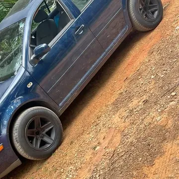 2001 Volkswagen Jetta GLX VR6 Sedan 4D