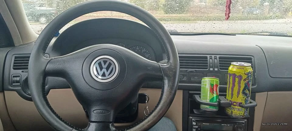 2001 Volkswagen A4 Jetta - Image 2 of 3