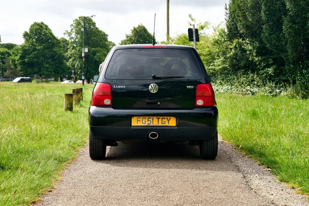 2001 Volkswagen - Image 5 of 30