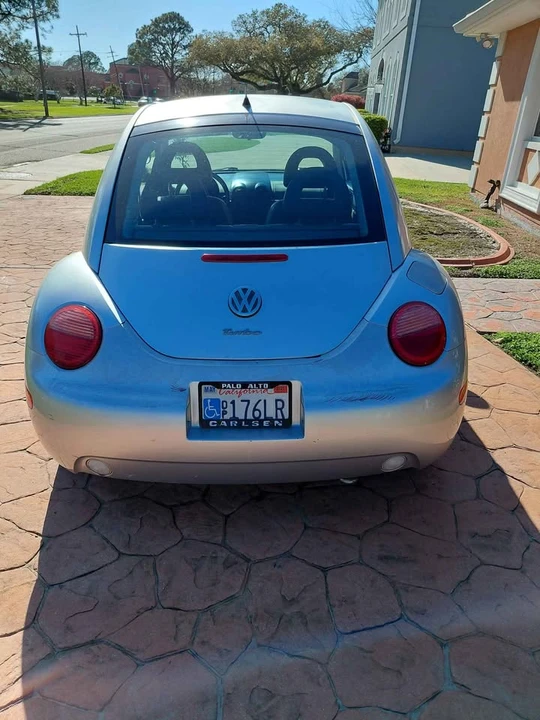 2001 Volkswagen New Beetle - Image 5 of 6