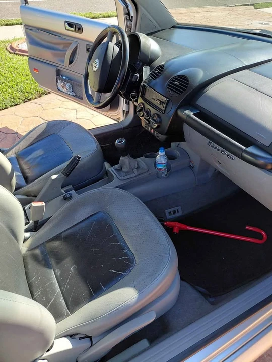 2001 Volkswagen New Beetle - Image 2 of 6