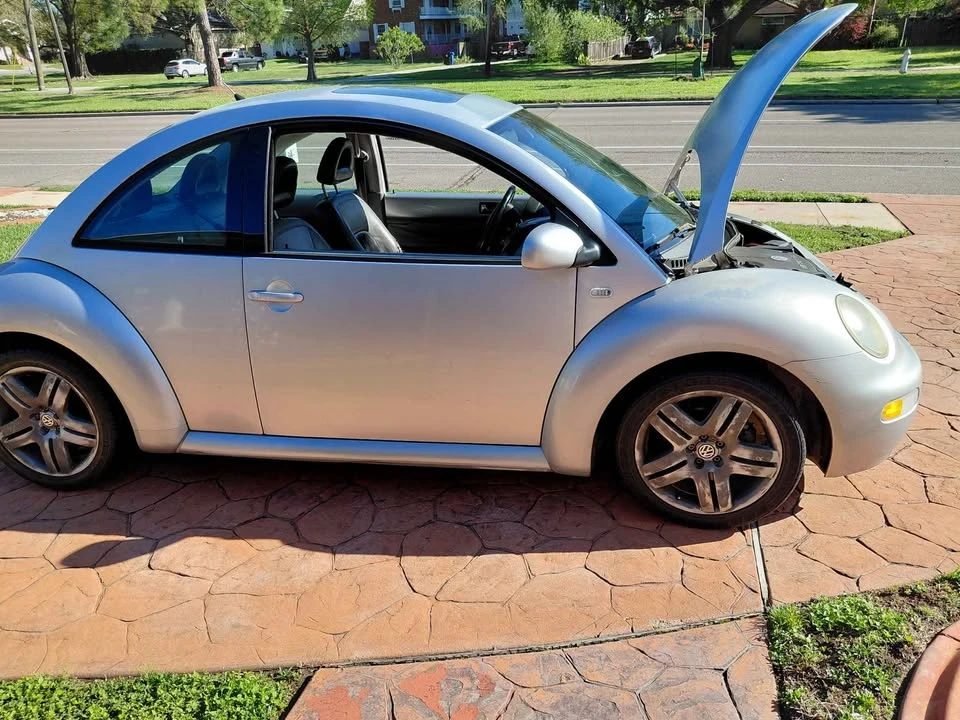 2001 Volkswagen New Beetle - Image 4 of 6