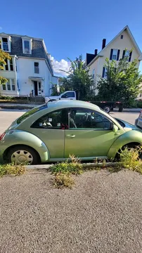 2001 Volkswagen New Beetle 2.5 Hatchback 2D