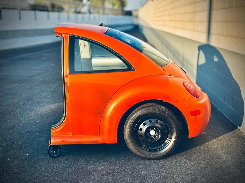 2001 Volkswagen New Beetle - Image 9 of 31