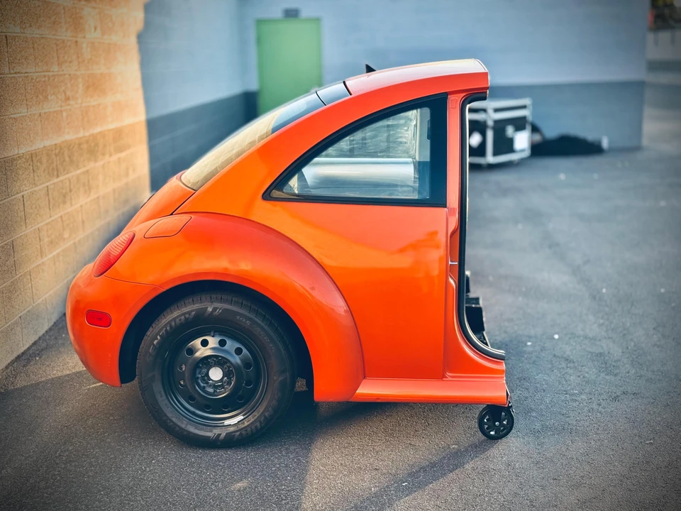 2001 Volkswagen New Beetle - Image 24 of 31