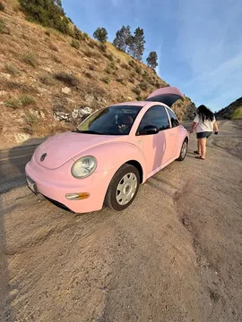 2001 Volkswagen New Beetle GL Hatchback 2D