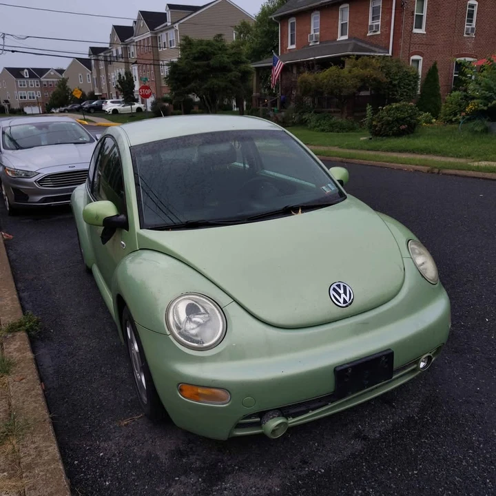 2001 Volkswagen New Beetle - Image 4 of 10