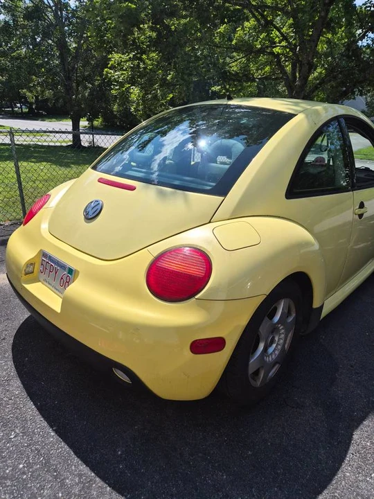 2001 Volkswagen New Beetle - Image 6 of 24