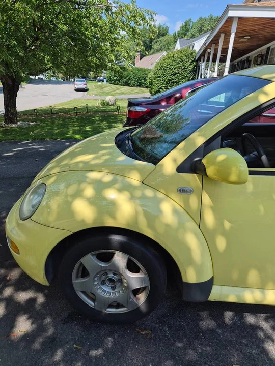 2001 Volkswagen New Beetle - Image 11 of 24