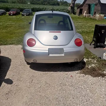 2001 Volkswagen New Beetle GLS Hatchback
