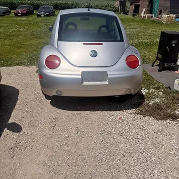 2001 Volkswagen New Beetle GLS Hatchback 2D