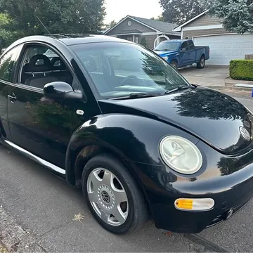 2001 Volkswagen New Beetle GLS Hatchback 2D