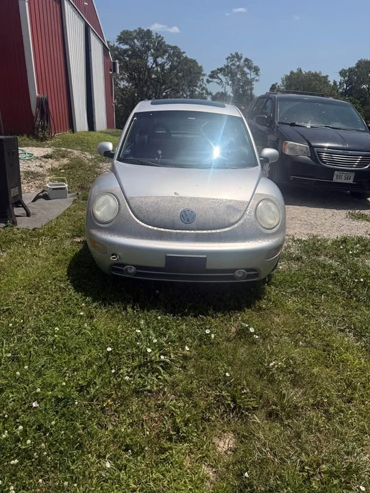2001 Volkswagen New Beetle - Image 4 of 5