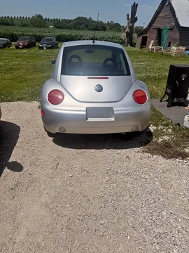 2001 Volkswagen New Beetle GLS Hatchback 2D