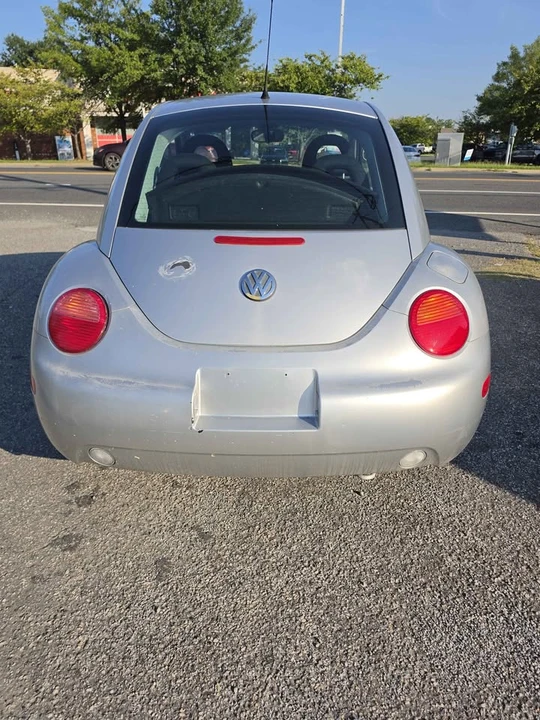 2001 Volkswagen New Beetle - Image 3 of 8