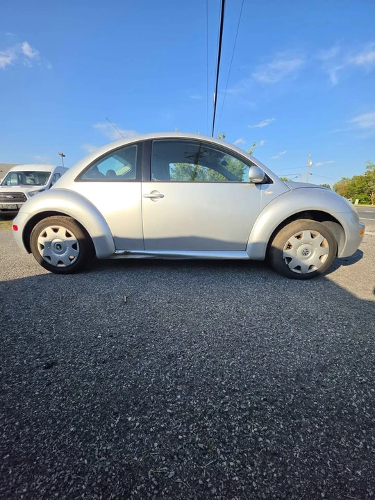 2001 Volkswagen New Beetle - Image 4 of 8