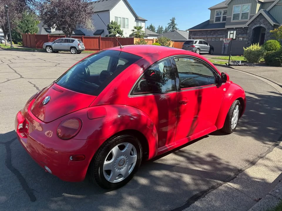 2001 Volkswagen New Beetle - Image 5 of 10