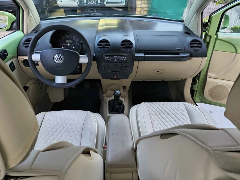 2001 Volkswagen New Beetle - Image 5 of 16