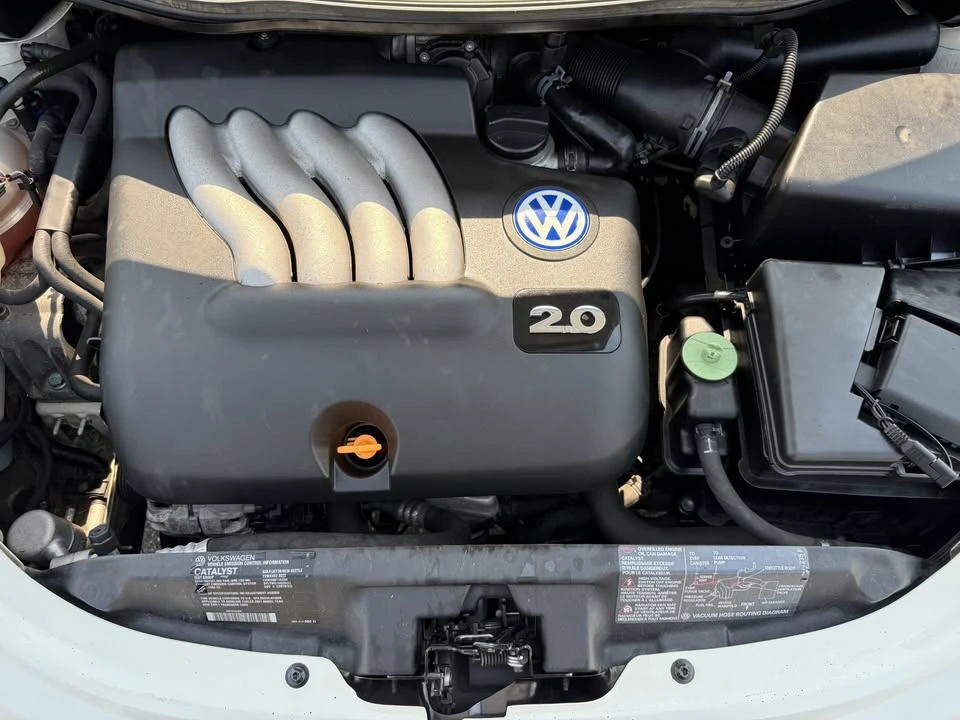 2001 Volkswagen New Beetle - Image 10 of 10