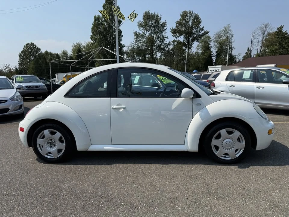2001 Volkswagen New Beetle - Image 6 of 10