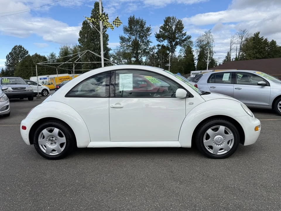2001 Volkswagen New Beetle - Image 6 of 11