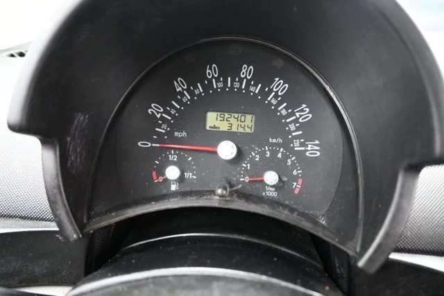 2001 Volkswagen New Beetle - Image 16 of 20