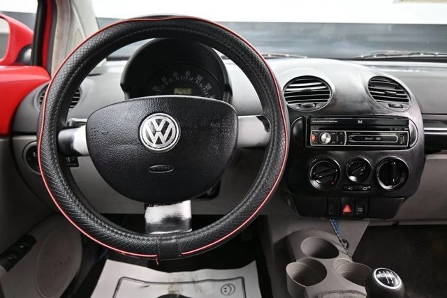 2001 Volkswagen New Beetle - Image 13 of 20