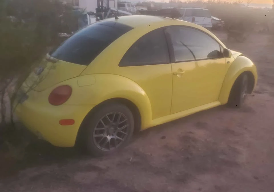 2001 Volkswagen New Beetle - Image 7 of 7