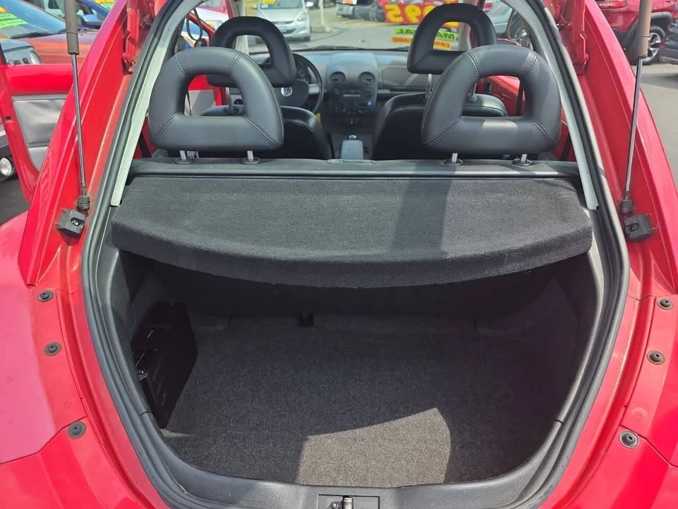 2001 Volkswagen New Beetle - Image 9 of 20