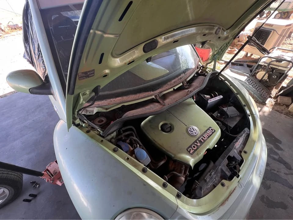 2001 Volkswagen New Beetle - Image 13 of 14