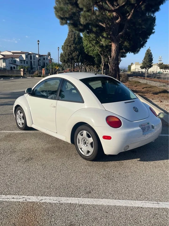 2001 Volkswagen New Beetle - Image 3 of 20