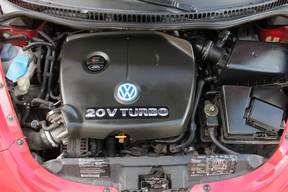 2001 Volkswagen New Beetle - Image 13 of 20