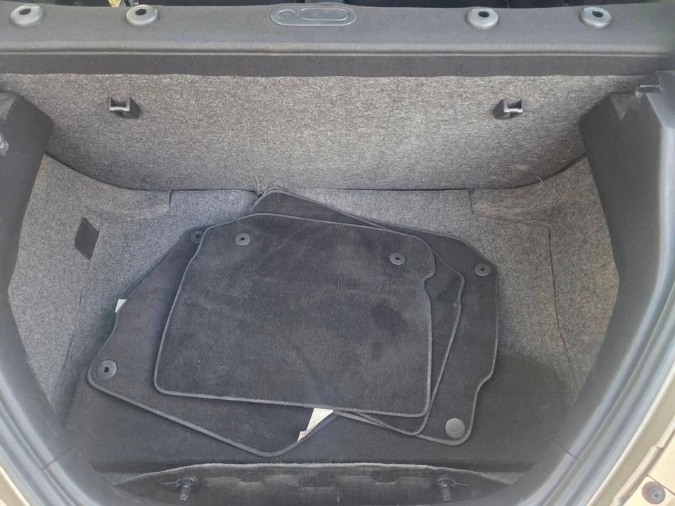 2001 Volkswagen New Beetle - Image 7 of 19