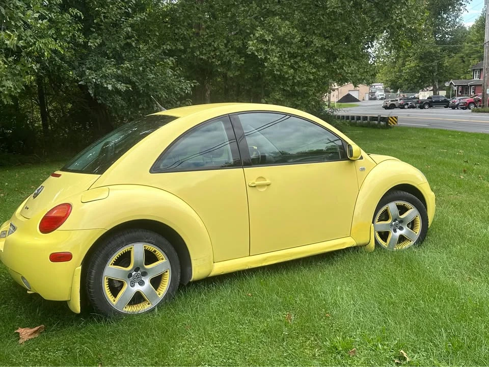 2001 Volkswagen New Beetle - Image 4 of 12