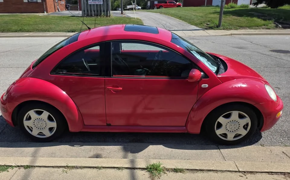 2001 Volkswagen New Beetle - Image 4 of 12