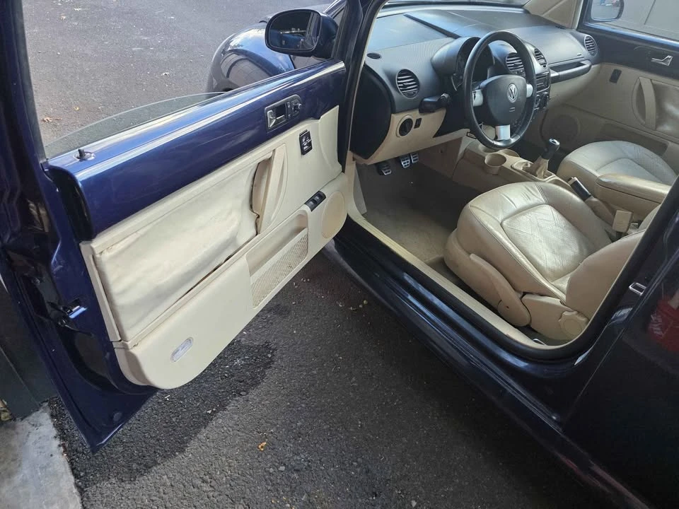 2001 Volkswagen New Beetle - Image 12 of 12