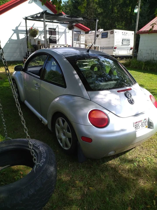 2001 Volkswagen New Beetle - Image 3 of 19